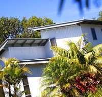 Mobys Beachside Retreat - Sydneys Hotel