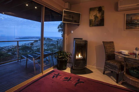 Summit Views - Sydneys Hotel 2