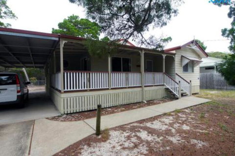 Island Haven - Sydneys Hotel 5
