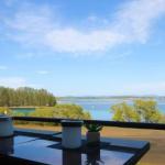 CHILL OUT LAKESIDE At FORSTER - Sydneys Hotel 0