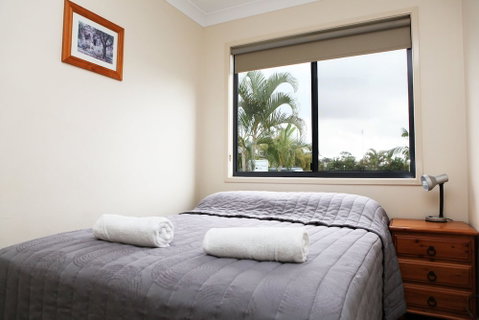 Tasman Holiday Parks - Fraser Coast - Sydneys Hotel 5