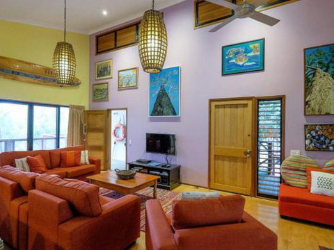 Five Bimba (Tractor House) - Sydneys Hotel 4