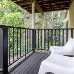 North Stradbroke Island QLD Sydneys Hotel