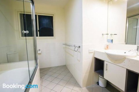 Marrinans Lookout - Sydneys Hotel 3