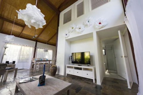 Garasu Lodge - Sydneys Hotel 0