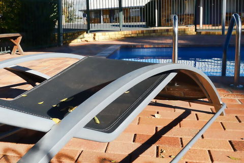 Almond Inn Motel - Sydneys Hotel 4