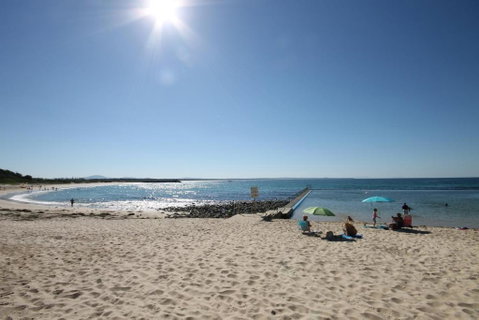 CHILL OUT BEACHSIDE At FORSTER - Sydneys Hotel 6