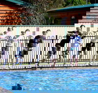 Riverglen Holiday Park - Sydneys Hotel