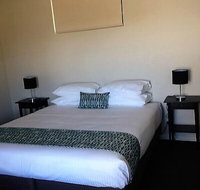 Neagles Retreat Villas - Sydneys Hotel