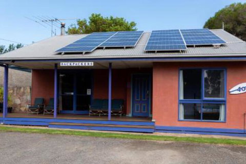 Anglesea Backpackers - Sydneys Hotel 4