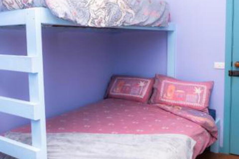 Anglesea Backpackers - Sydneys Hotel 6