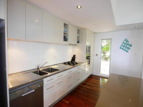 Sandbar - Sydneys Hotel 4
