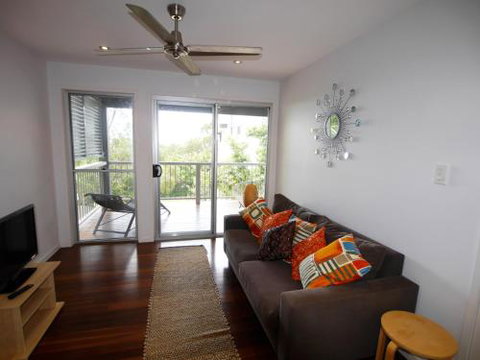 Sandbar - Sydneys Hotel 0