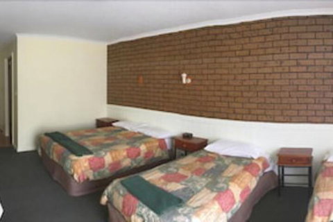 Cardigan Lodge Motel - Sydneys Hotel 4
