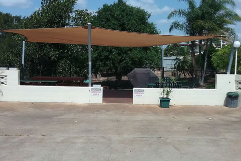 Avocado Motor Inn - Sydneys Hotel 1