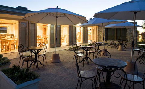 Au Pear - Sydneys Hotel 9