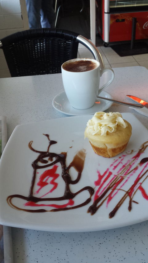 Cafe Amphora - Sydneys Hotel 36