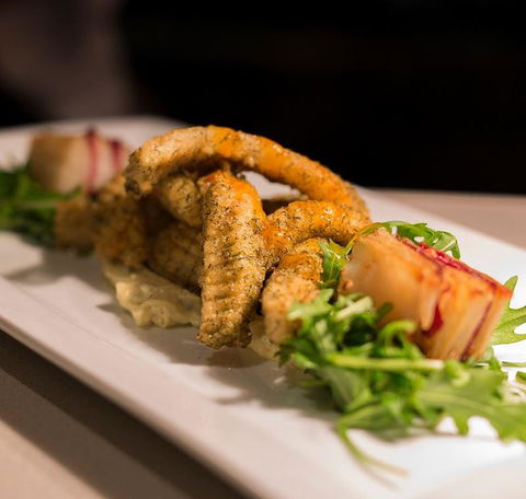 Cafe Amphora - Sydneys Hotel 18
