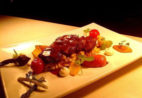 Cafe Amphora - Sydneys Hotel 31