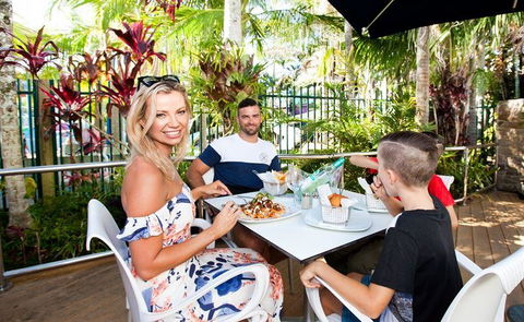 Samson Fish Seafood - Sydneys Hotel 0