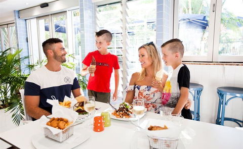Samson Fish Seafood - Sydneys Hotel 3