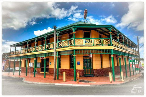 Austral Hotel - Restaurant - Sydneys Hotel 0