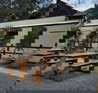 The Warburton Hotel Wesburn - Sydneys Hotel