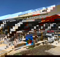 Caths Cafe - Sydneys Hotel