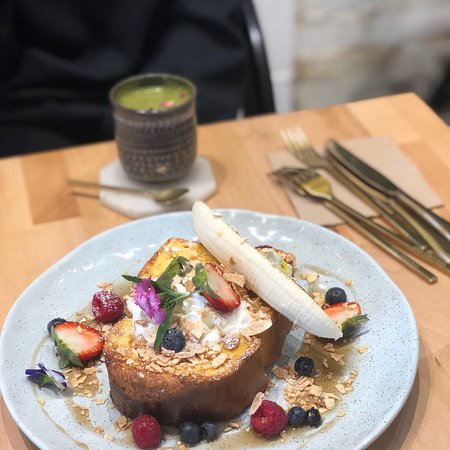 Cafe Claire - Sydneys Hotel 0
