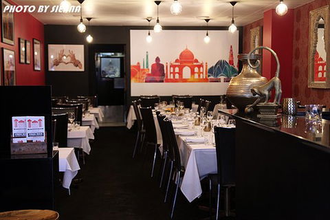 Ajmer's Indian Restaurant - Sydneys Hotel 0