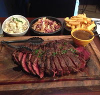 Hux Dining - Sydneys Hotel