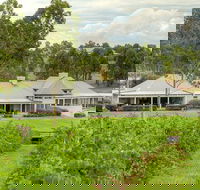 RidgeView RestaurantWines  Cottages - Sydneys Hotel