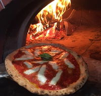 Ometto pizza bar - Sydneys Hotel