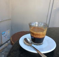 2kf Coffee Shop - Sydneys Hotel