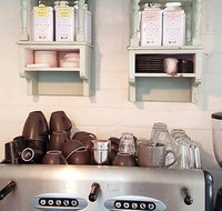 b.Ash Cafe - Sydneys Hotel