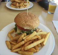 Crown Hotel Motel - Grafton Restaurant - Sydneys Hotel