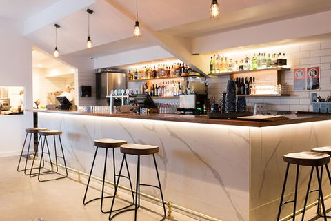 The Savoy Long Jetty - Sydneys Hotel 0