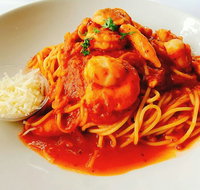 The Raw Prawn Bistro - Sydneys Hotel
