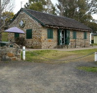 Crofters Cottage Cafe - Sydneys Hotel