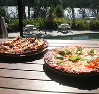 Barefoot Cafe  Pizza - Sydneys Hotel