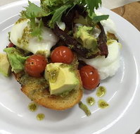 The 18 Hole Bistro - Sydneys Hotel