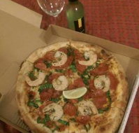 10'' Custom Pizzeria - Sydneys Hotel