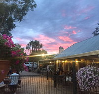 Old Canberra Inn - Sydneys Hotel