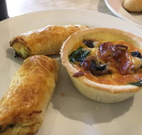 Sfoglia Cafe  Patisserie - Sydneys Hotel