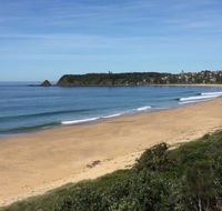Waves at Blackhead - Sydneys Hotel