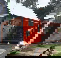 Moon River Cafe - Sydneys Hotel