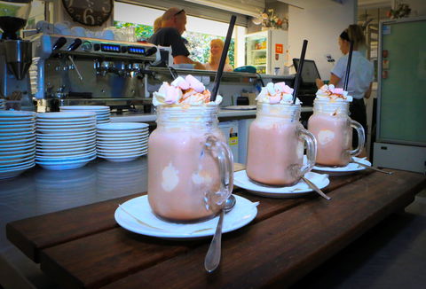 Arkarra Gardens Cafe And Restaurant - Sydneys Hotel 0