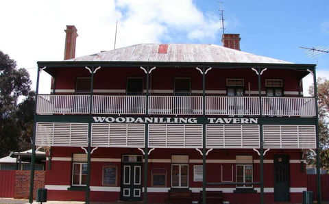 Angel's Cut - Sydneys Hotel 0