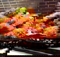 SoCal Chicks - Sydneys Hotel