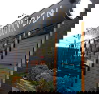 The Peacock Den - Sydneys Hotel